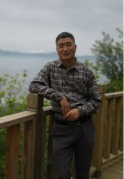 李世友：同学们心中的好老师，同事们眼里的好榜样